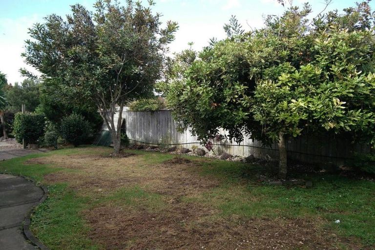 Photo of property in 12 Janese Place, Weymouth, Auckland, 2103