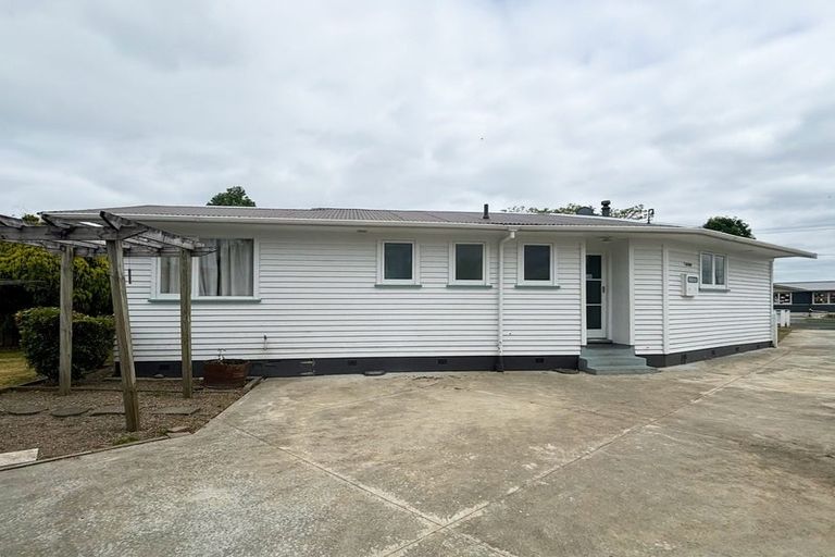 Photo of property in 77 Collins Road, Melville, Hamilton, 3206