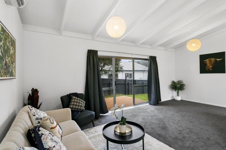 Photo of property in 149a George Street, Stokes Valley, Lower Hutt, 5019