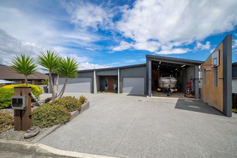Photo of property in 1 Citrus Lane, Enner Glynn, Nelson, 7011