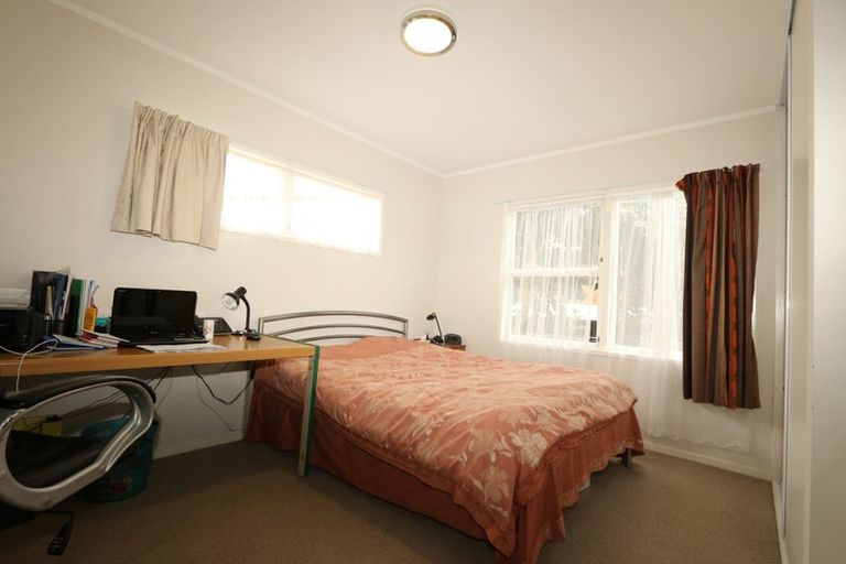 Photo of property in 6 Vanbrugh Place, Bucklands Beach, Auckland, 2014