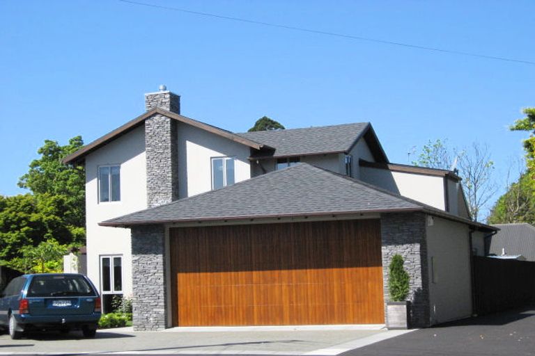 Photo of property in 42 Gleneagles Terrace, Ilam, Christchurch, 8053