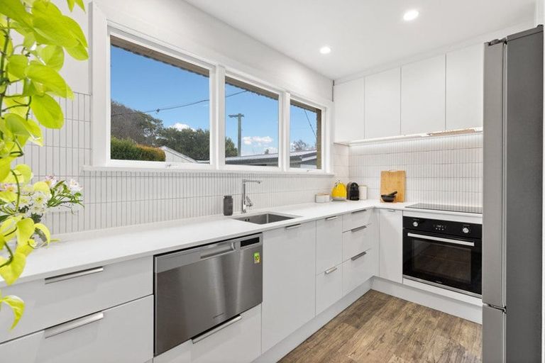 Photo of property in 5 Bassett Street, Burwood, Christchurch, 8083