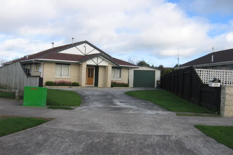 Photo of property in 24 Willowstream Grove, Cloverlea, Palmerston North, 4412