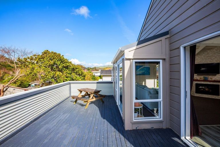 Photo of property in 25 The Companionway, Whitby, Porirua, 5024