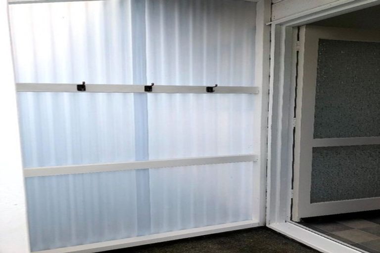 Photo of property in 12b Woodleigh Street, Frankleigh Park, New Plymouth, 4310