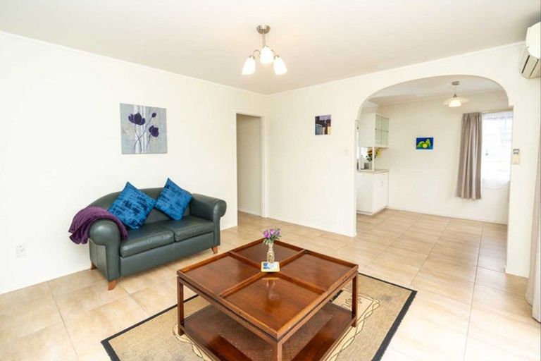 Photo of property in 30 Brocas Avenue, Hillcrest, Hamilton, 3216