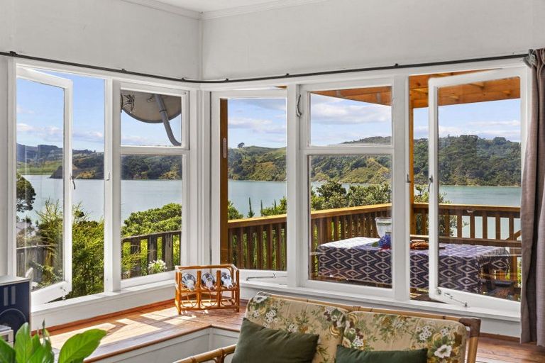 Photo of property in 92 Greenslade Road, Raglan, 3295