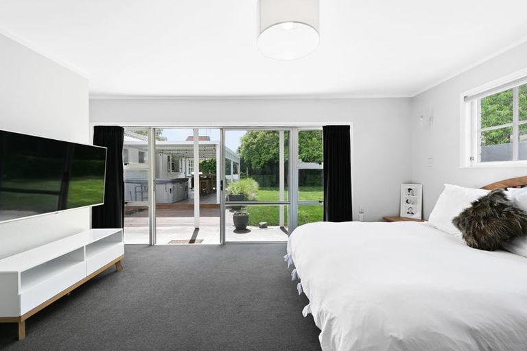 Photo of property in 5 Grassy Downs Place, St Andrews, Hamilton, 3200