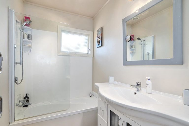 Photo of property in 318 Seaview Road, Stoke, Nelson, 7011