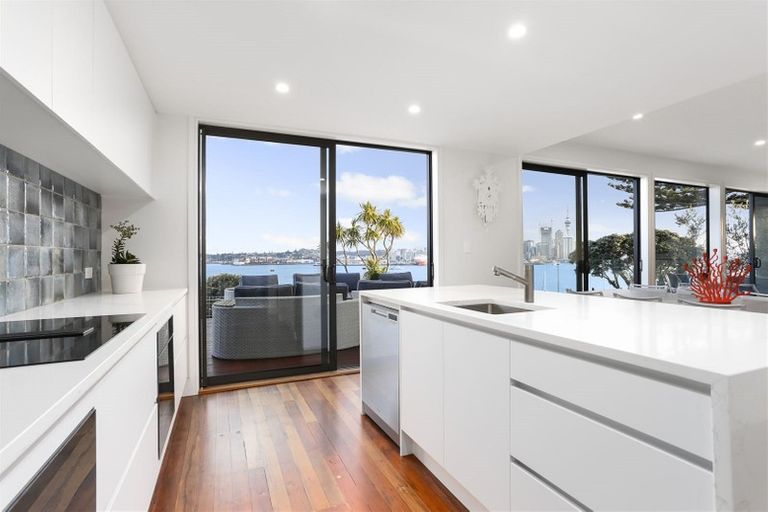 Photo of property in 79a Stanley Point Road, Stanley Point, Auckland, 0624