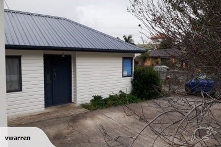 Photo of property in 19 Lowburn Place, Clover Park, Auckland, 2019