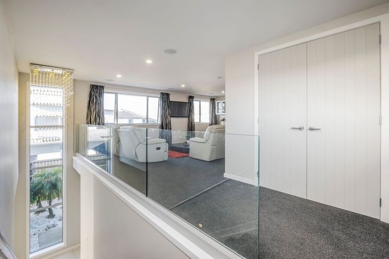 Photo of property in 6 Milano Boulevard, Karaka, Papakura, 2113