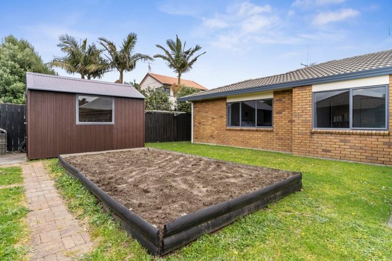 Photo of property in 11 Reef Avenue, Papamoa Beach, Papamoa, 3118