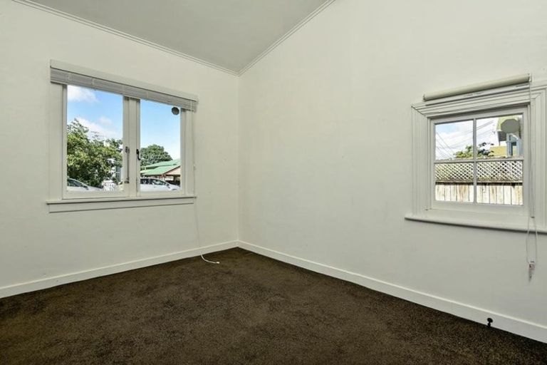 Photo of property in 1 Ethel Street, Sandringham, Auckland, 1025