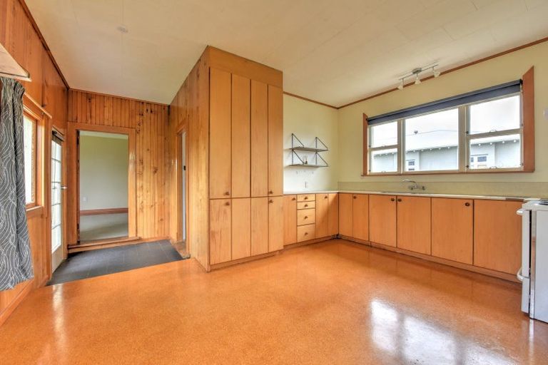 Photo of property in 25 Crombie Street, Gore, 9710