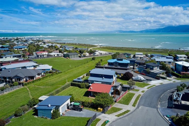 Photo of property in 61 Kotare Place, South Bay, Kaikoura, 7300