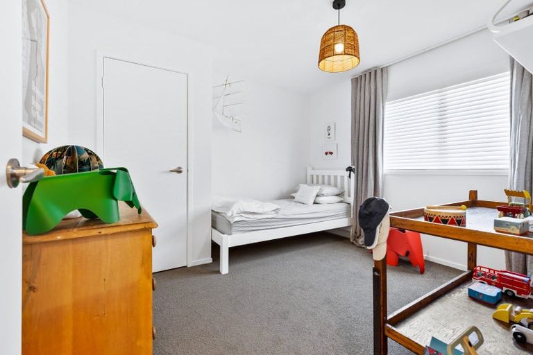 Photo of property in 65a Moa Road, Point Chevalier, Auckland, 1022