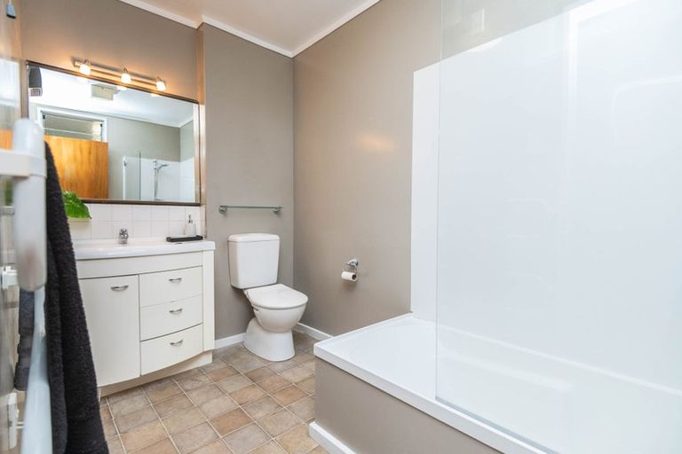 Photo of property in 3b Jasons Place, Churton Park, Wellington, 6037