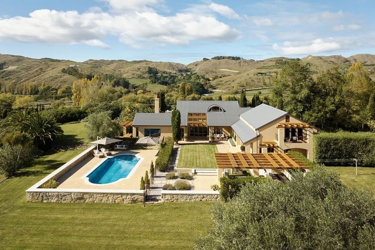 Photo of property in 42 Matangi Road, Tuki Tuki, Havelock North, 4294