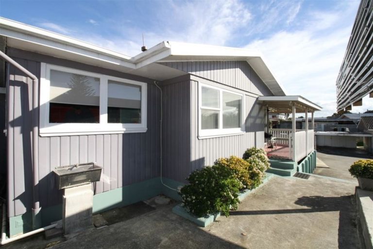 Photo of property in 80 Buckland Road, Mangere East, Auckland, 2024