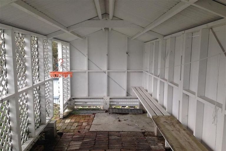 Photo of property in 20 Ribblesdale Road, Henderson, Auckland, 0612