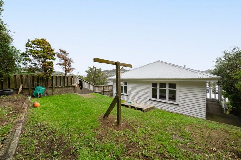 Photo of property in 41 Tarawera Road, Johnsonville, Wellington, 6037