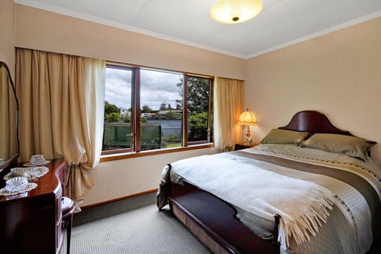 Photo of property in 485 Broadway, Stratford, 4393