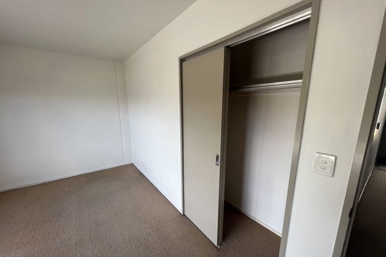 Photo of property in Krisley Court, 12/6 Ambrico Place, New Lynn, Auckland, 0600