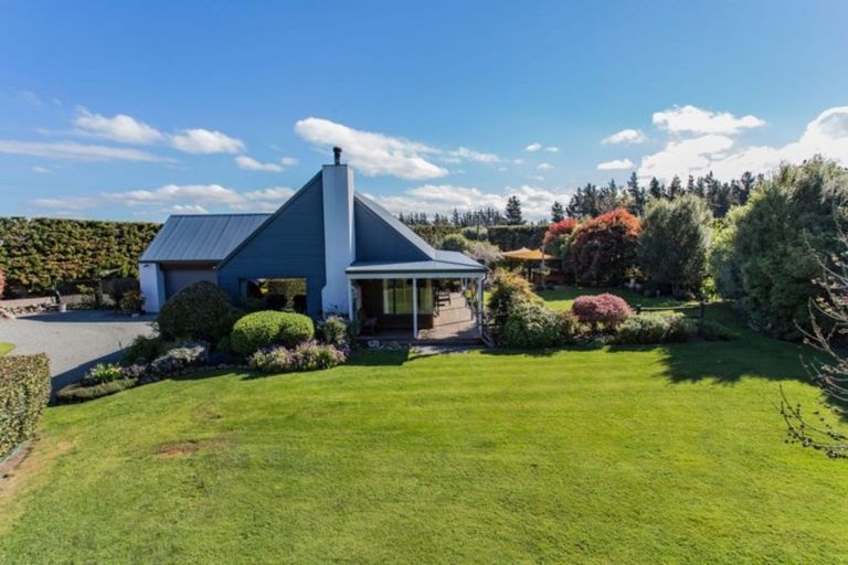 Photo of property in 866 Glasnevin Road, Glasnevin, Amberley, 7483