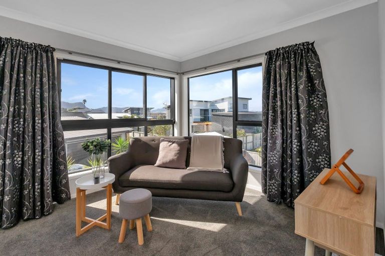 Photo of property in 18 Mariners Haven, One Tree Point, 0118