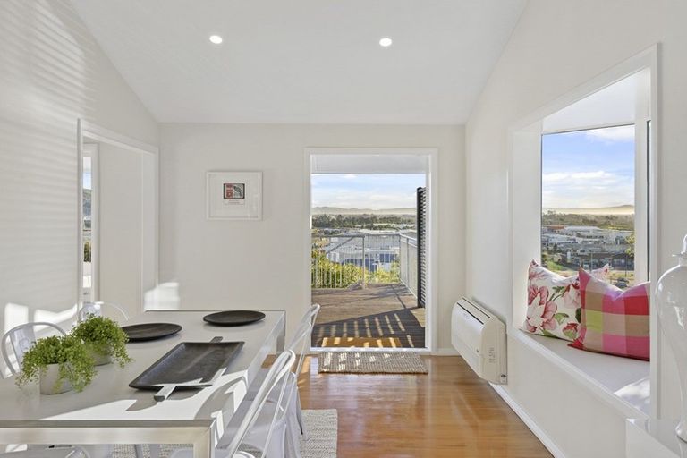 Photo of property in 21 Cannon Hill Crescent, Mount Pleasant, Christchurch, 8081