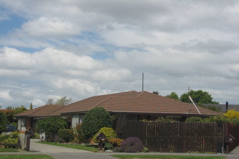 Photo of property in 1/15 Topaz Place, Bishopdale, Christchurch, 8053