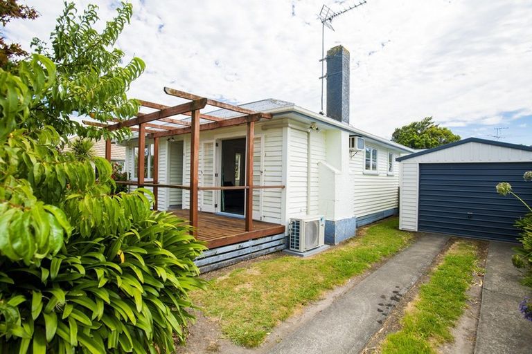 Photo of property in 9 Leon Street, Riverdale, Gisborne, 4010