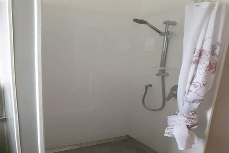 Photo of property in 40 Bould Street, Johnsonville, Wellington, 6037