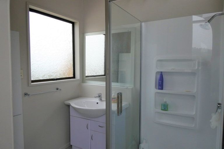 Photo of property in 2 Stanton Crescent, Karoro, Greymouth, 7805