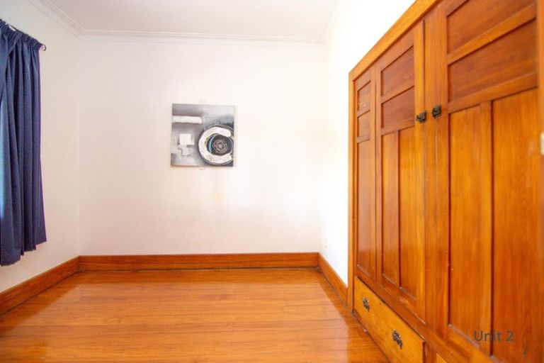 Photo of property in 353 Featherston Street, Palmerston North, 4414