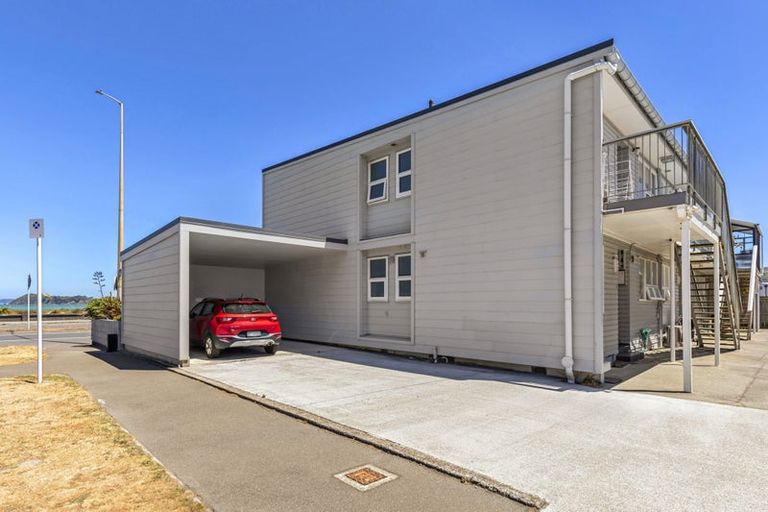 Photo of property in 1 Aurora Street, Petone, Lower Hutt, 5012