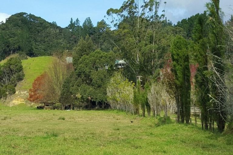 Photo of property in 112 Waikoura Road, Kaeo, 0478