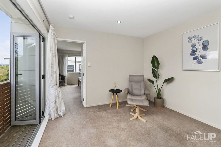 Photo of property in 54 Buckley Avenue, Hobsonville, Auckland, 0616