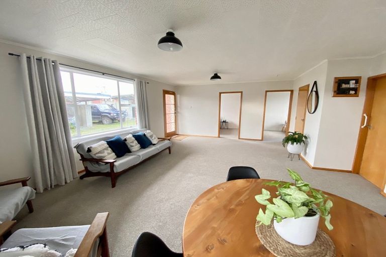 Photo of property in 19a Essex Street, Balclutha, 9230
