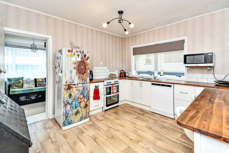 Photo of property in 1/22 Duke Street, Papakura, 2110