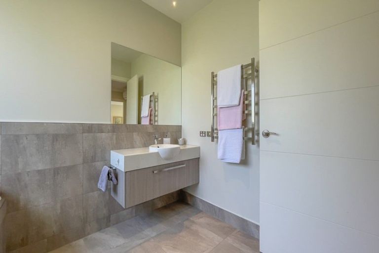 Photo of property in 11 Ngarimu Heights Row, Ngarimu Bay, Thames, 3575