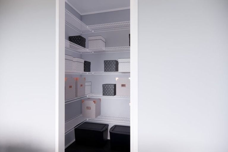 Photo of property in 32 Evergreen Parade, Rosehill, Papakura, 2113