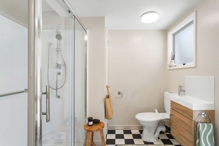 Photo of property in 4 Peacock Street, Christchurch Central, Christchurch, 8013