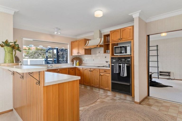 Photo of property in 3 Aylesbury Terrace, Otumoetai, Tauranga, 3110
