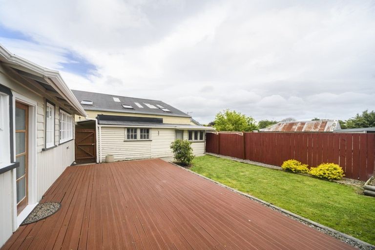 Photo of property in 375 College Street, Hokowhitu, Palmerston North, 4410