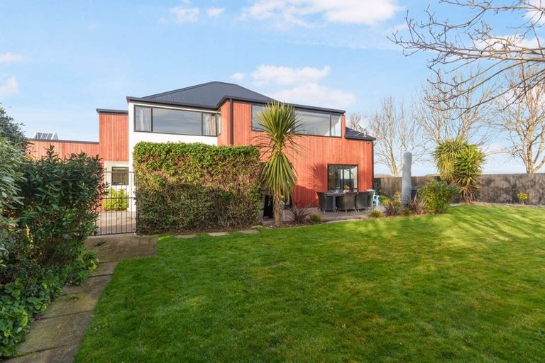 Photo of property in 66 Regency Crescent, Redwood, Christchurch, 8051