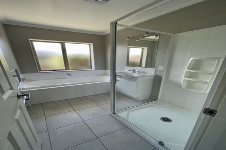 Photo of property in 15 Holcroft Place, Stoke, Nelson, 7011