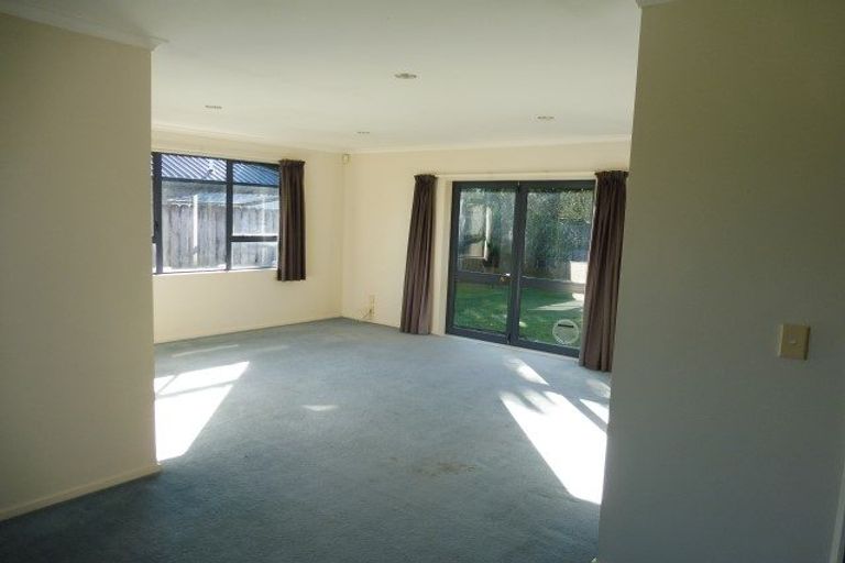 Photo of property in 30 Bouverie Crescent, Flagstaff, Hamilton, 3210